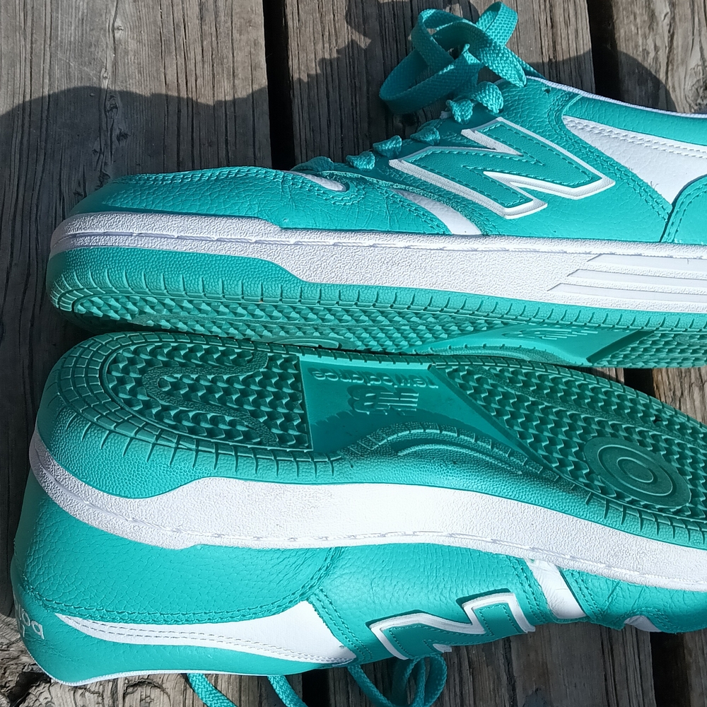 New Balance Turquoise Sneakers - Picture 4 of 4